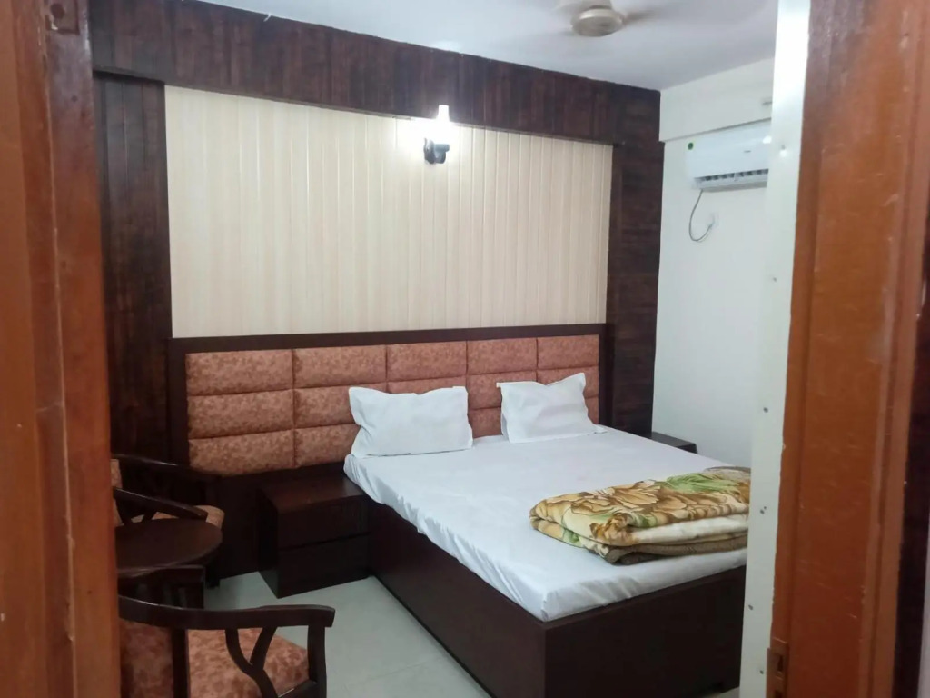 Home stay 19