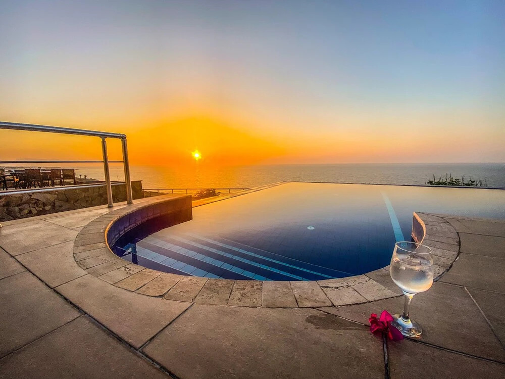 Ocean View Family Villa, Sleeps 2-10, Private Pool, Wifi, Internet Tv & Acs
