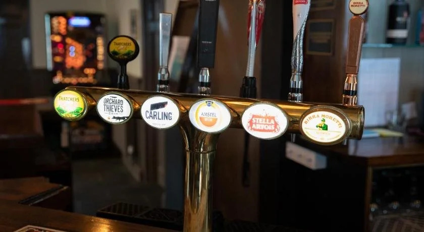The Seale Arms