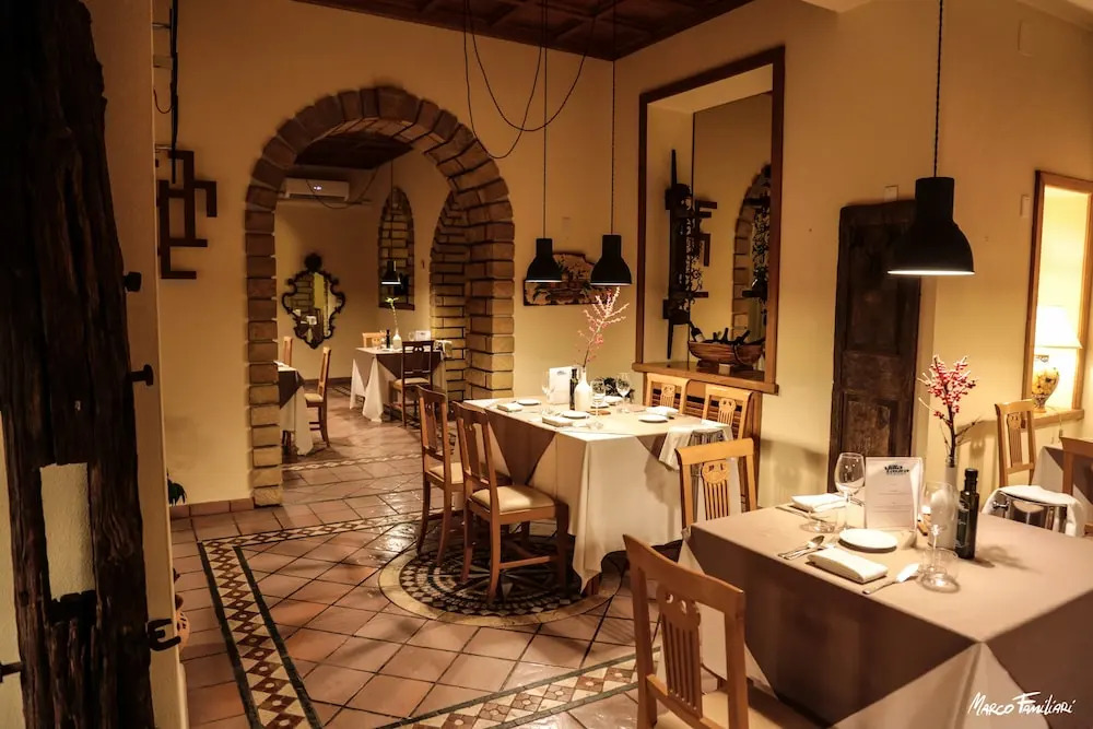 Villa Laura Resort