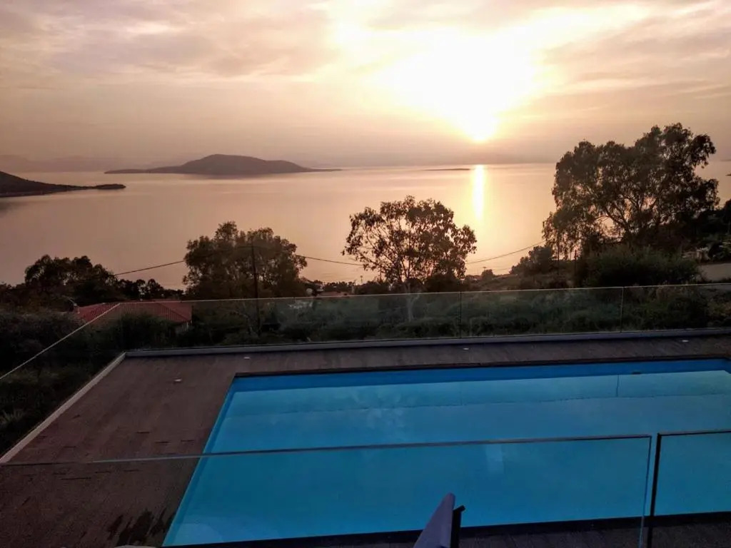 Sunset Dream - villa with unique views and pool