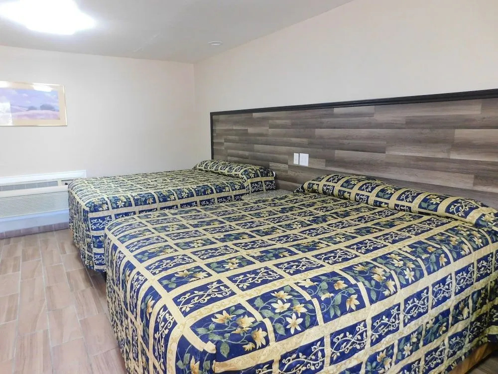 Hillcrest Motel