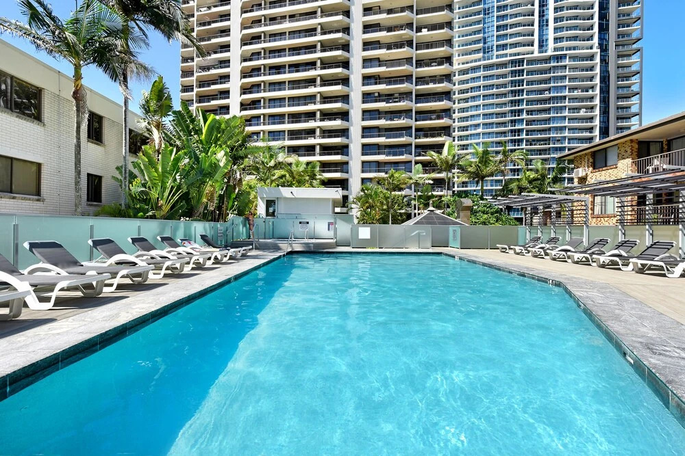 Surfers Century Oceanside Hotel