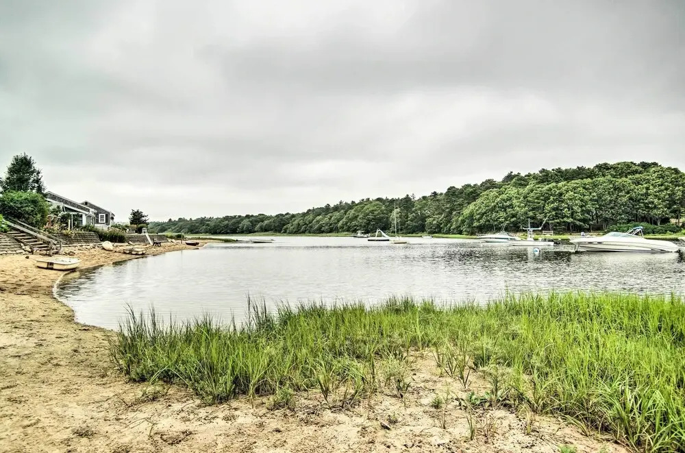 Wareham Cottage Near Cape Cod & Ski Area!