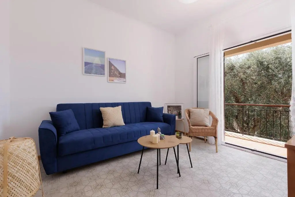 The Island Life Apartments by Konnect, Ipsos Beach