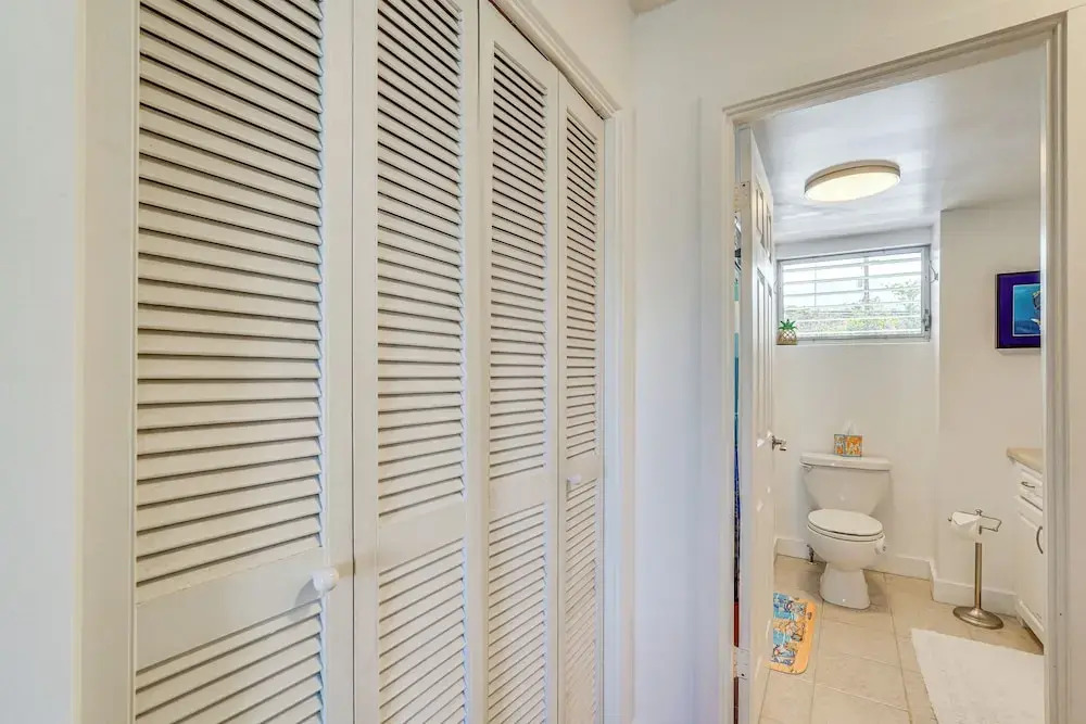 Kailua-kona Condo w/ Balcony: Walk to the Beach!