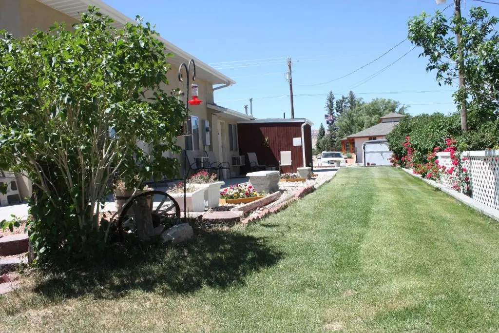 Bybees Steppingstone Motel