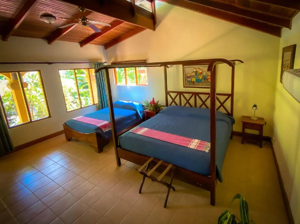 Jaco Hotel Docelunas