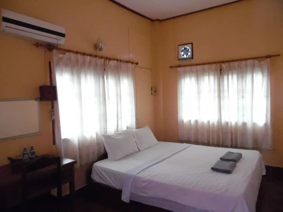Khamphone Hotel