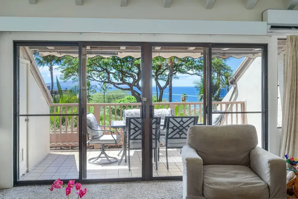 Maui Kamaole G-202 - Spectacular Views, Updated and Elegant, Wi-fi & Split-ac!