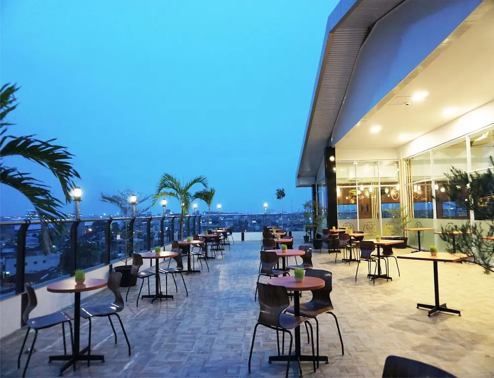Sonaview Hotel