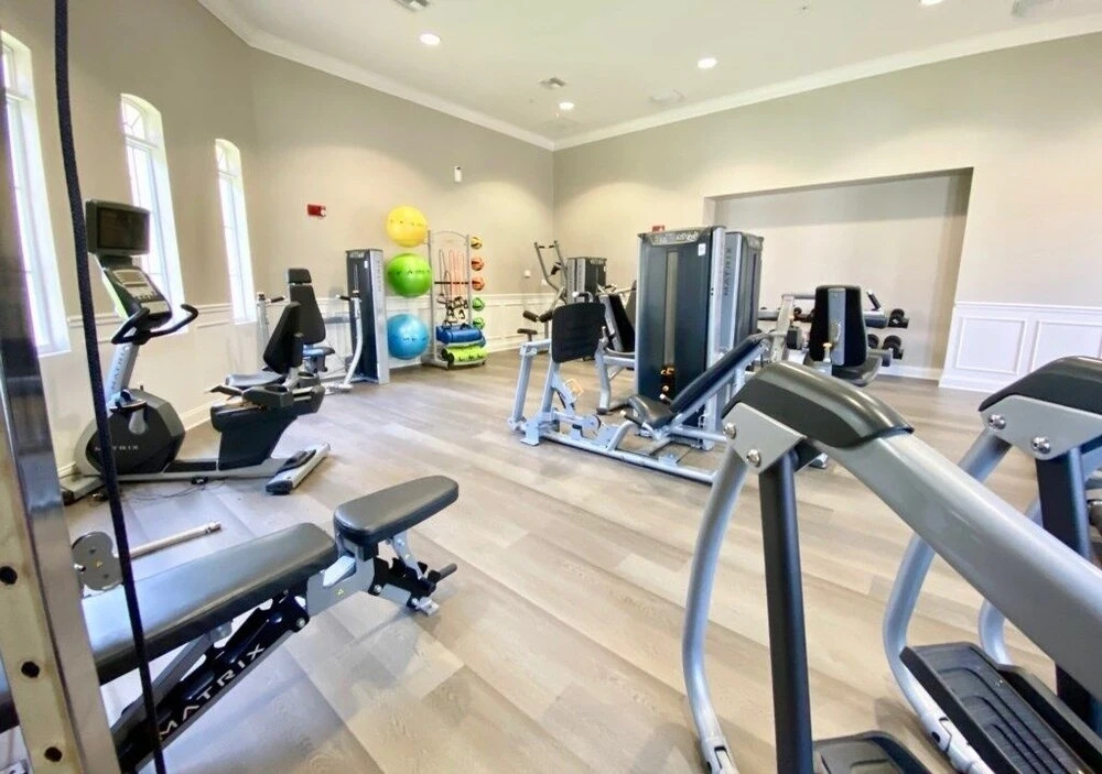3 Bed Penthouse Near Convention Center! 3 Bedroom Condo by RedAwning