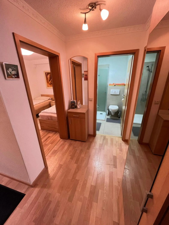 Ruhige geräumige Wohnung