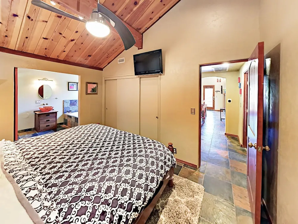 Yosemite Home 2 Bedrooms 2 Bathrooms Home