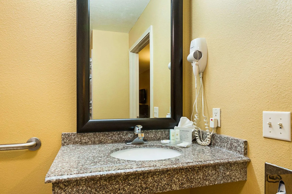 Spark by Hilton Opelousas