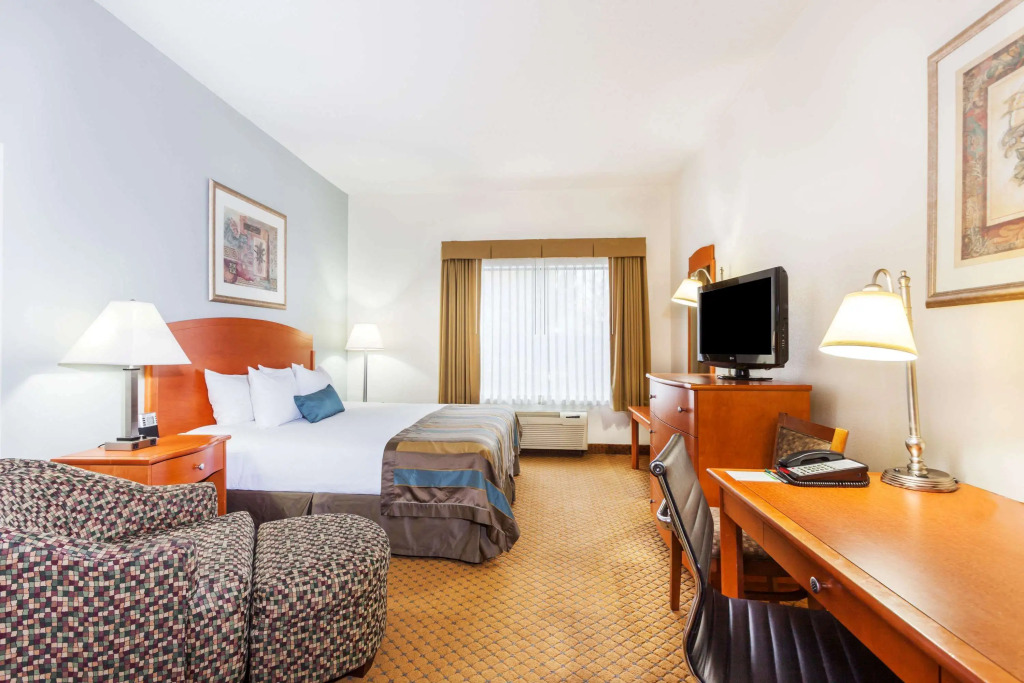 Spark By Hilton Winchester