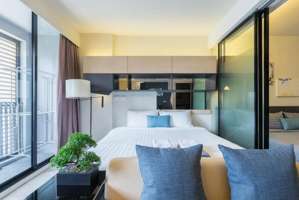 Stylish room ,2beds, Free Wi-Fi,Netflix, BTS Asok, Sukhumvit