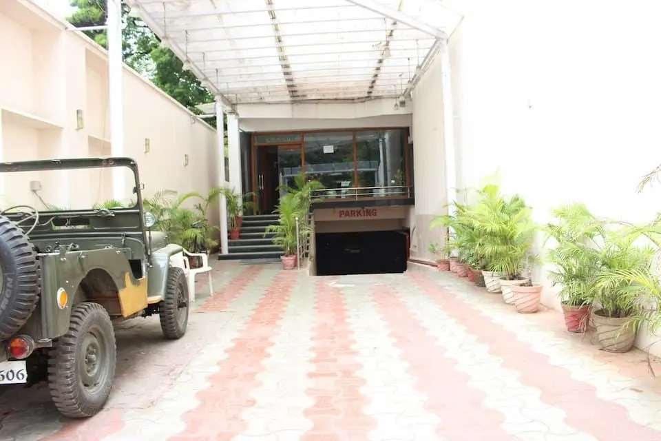 Hotel DM Residency