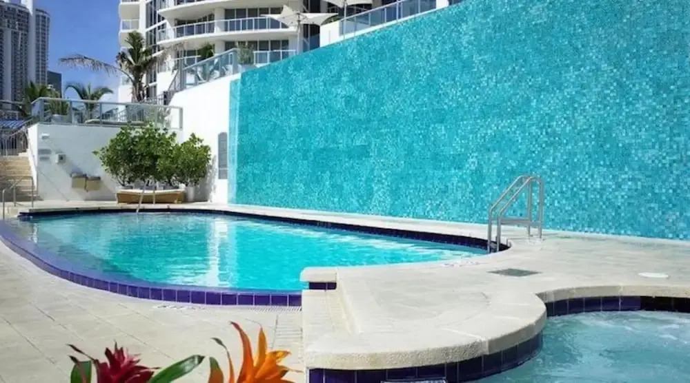 Fabulous Waterfront Miami Beach Sunny Isles Resort 2 Ensuite Bedroom Apartment w Stunning Views