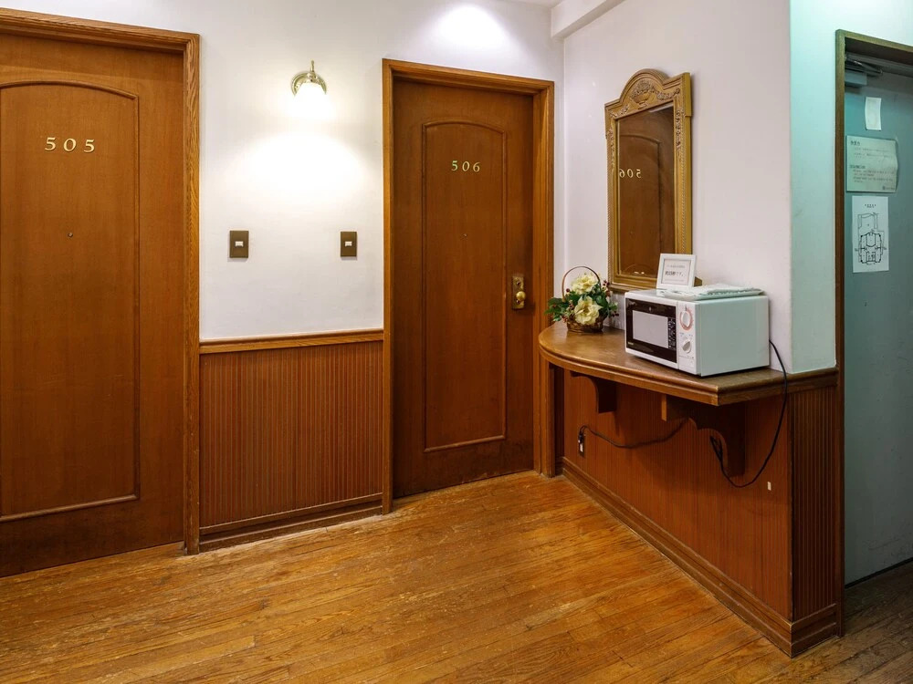 HOTEL POSH