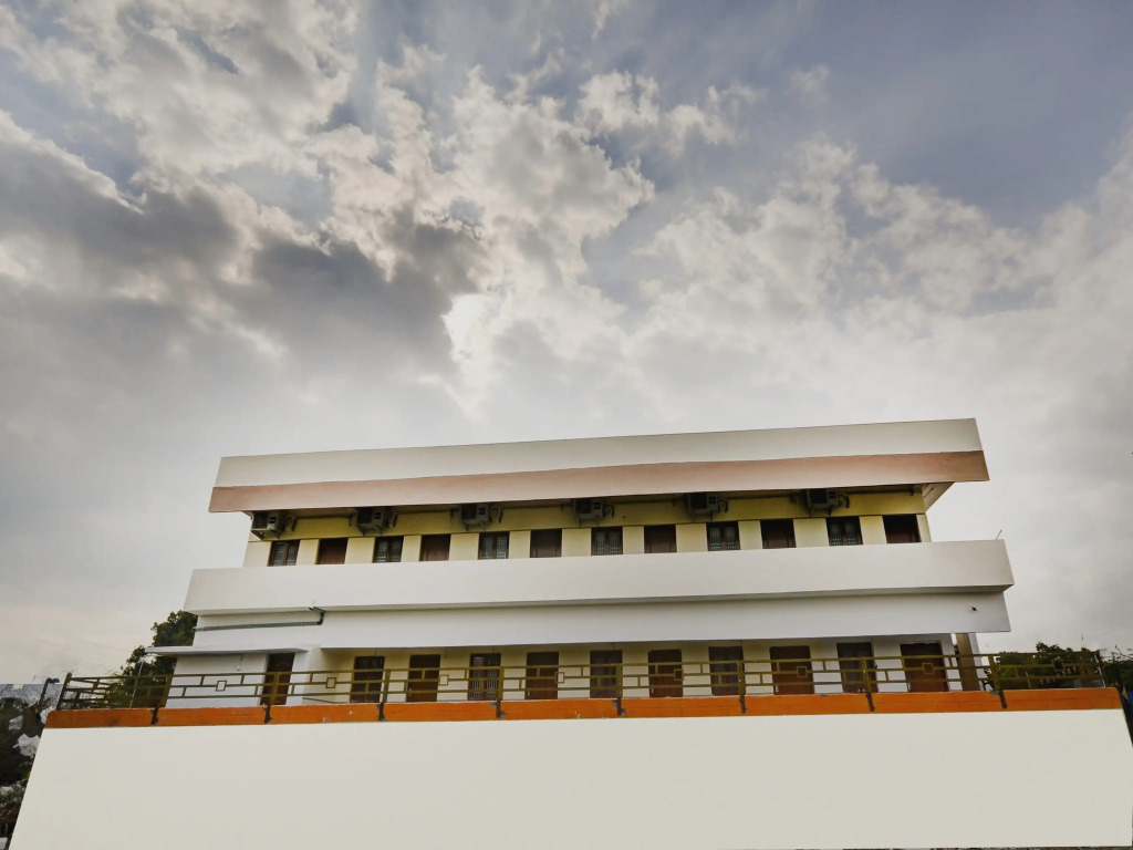Hotel O Aruthraa Residency
