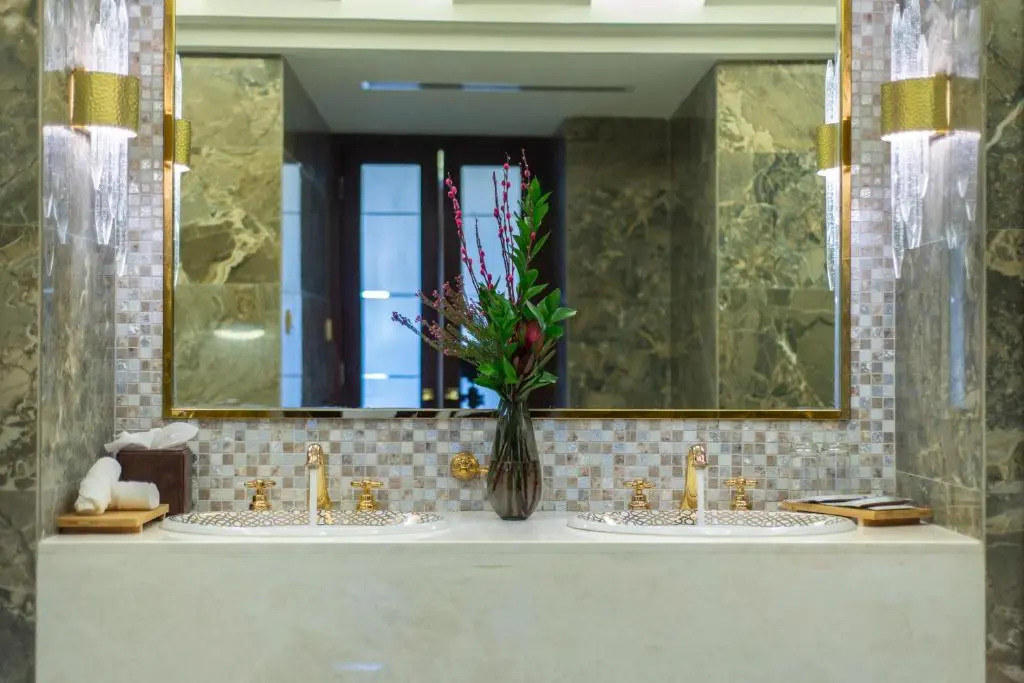 Vittori Palace Hotel and Residences