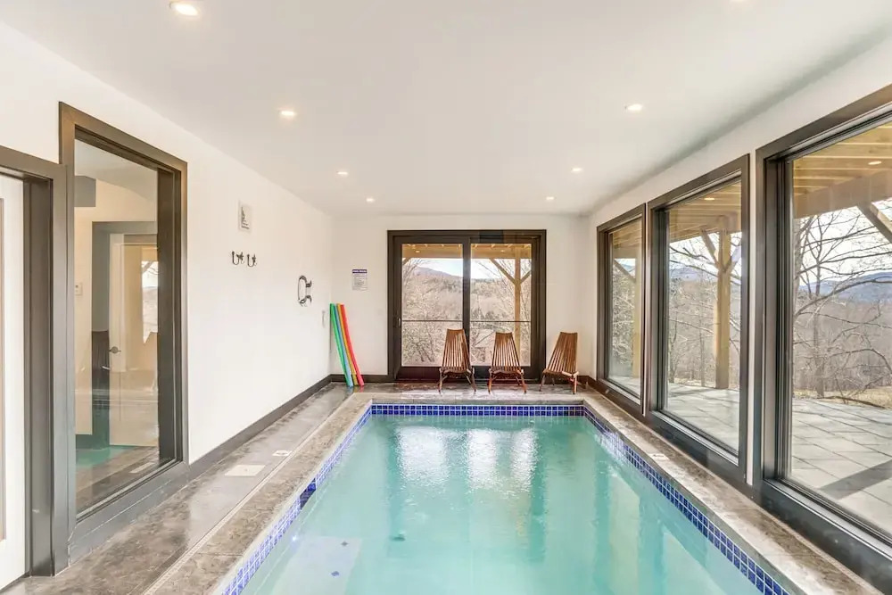 Custom Windham Mtn Villa w/ Pool, Theater & Views