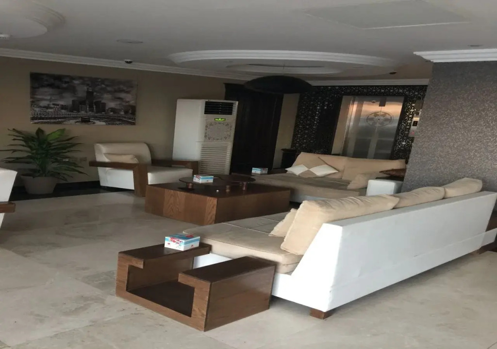 La Fontaine Al Hamra Suites