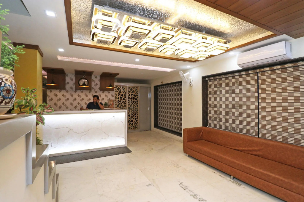 OYO 43274 Hotel Sonar Gaon