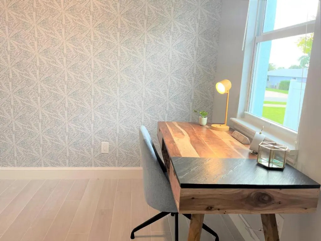 Luxury Stay Near Downtown & Beaches w/ Heated Pool