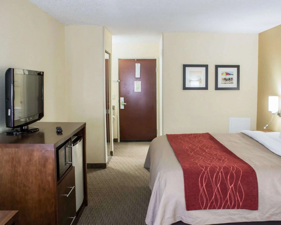 Comfort Inn Garner Clayton I-40