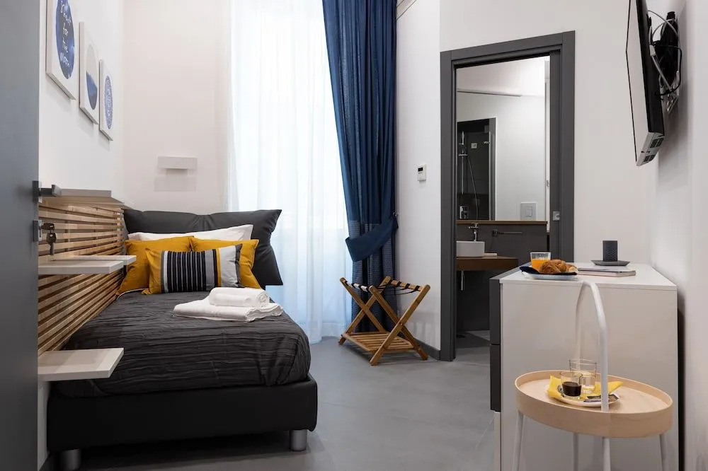 Titos Rooms