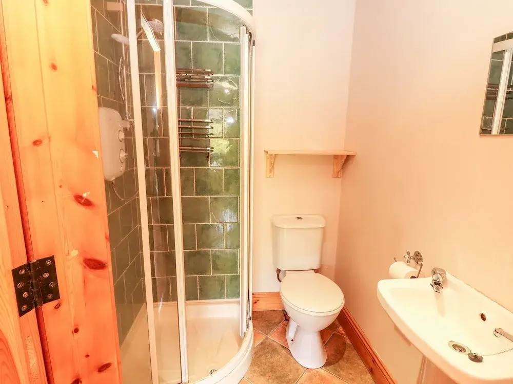 4 Killimer Road