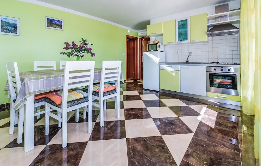 Nice Home in Tisno With Wifi and 2 Bedrooms