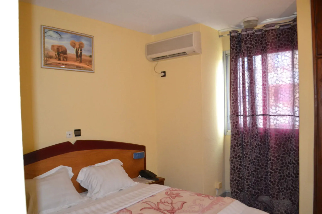 Hôtel Akena City
