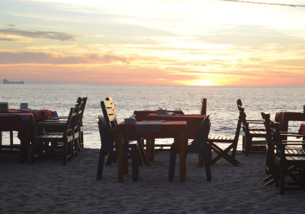 Lanta Nice Beach Resort - SHA Extra Plus