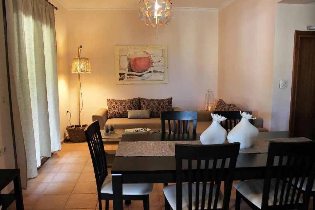 Aletro Villa