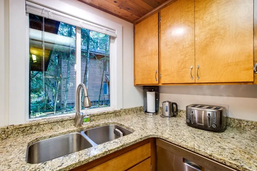 Snowline Cabin #45 - A Traditional Mountain Family Chalet!