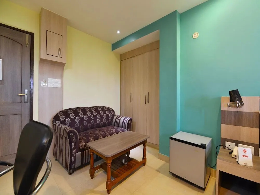 Sunrise Inn by OYO Rooms