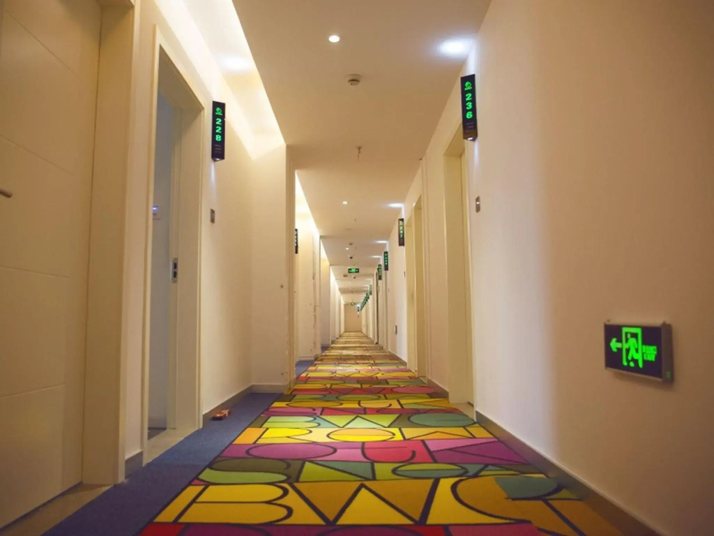 GreenTree Inn Shanghai Jiading North Metro Station Shuping Road Shell Hotel