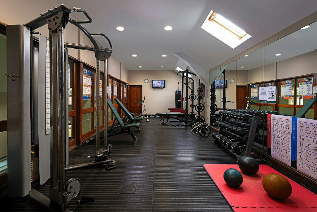 Oranmore Lodge Hotel Conference And Leisure Centre Galway