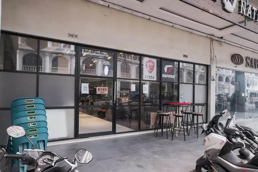 RedDoorz at CBD Polonia Medan