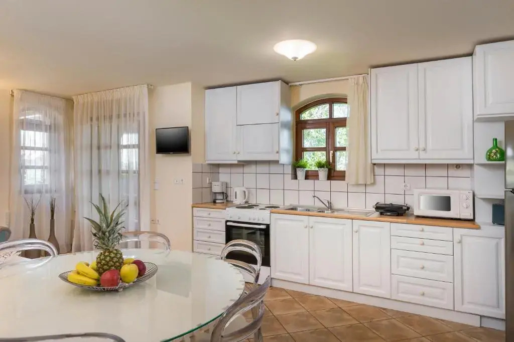 Iason Villas   Chania, Crete