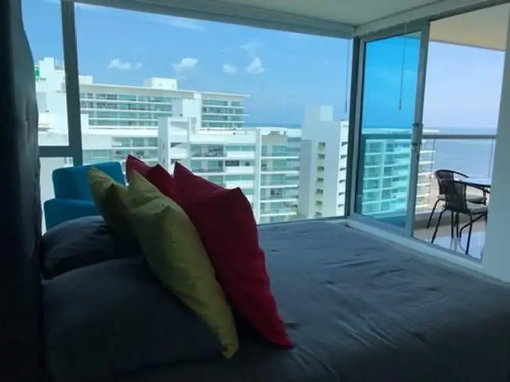 Apartamento de Lujo Frente al Mar