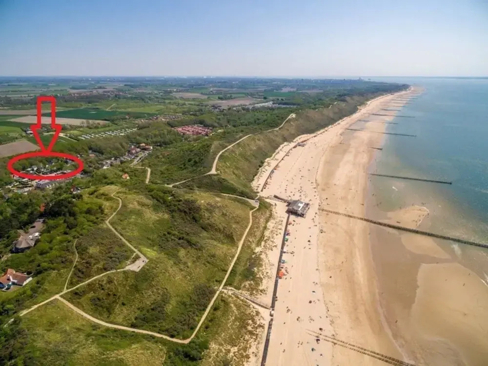 Renovated holiday home in a prime location, walking distance from the beach
