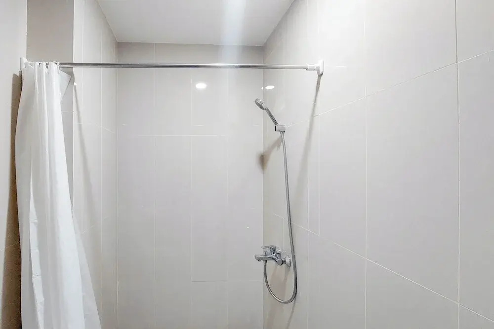 Elegant 2BR Apartment at The Reiz Condominium Medan