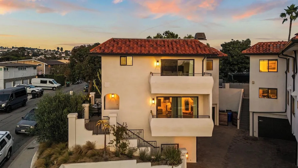 2 Condos Steps to the Beach + Hot Tub Trestles Trailhead Duo by Avantstay