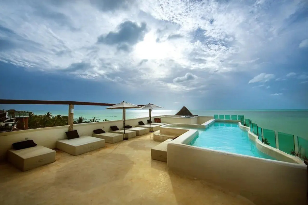 Spirit Holbox