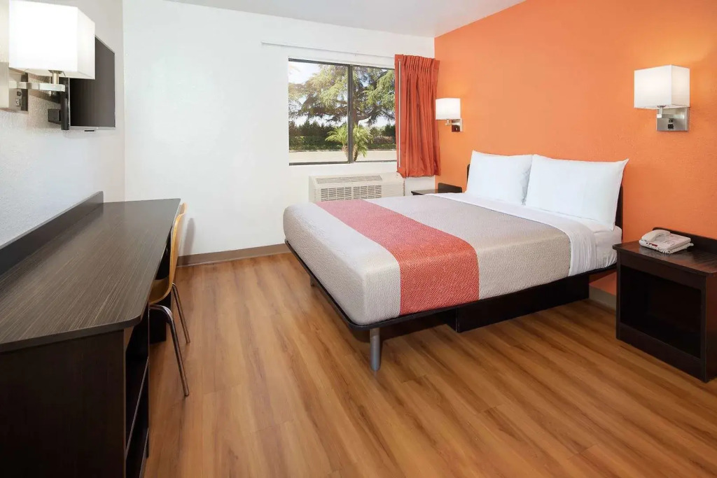 Motel 6-Arcadia, CA - Los Angeles - Pasadena Area
