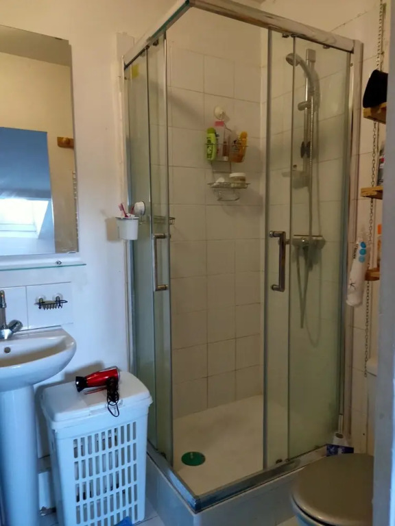 2 rooms flat Clichy Levallois